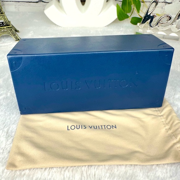 Louis Vuitton blue leather sunglass case box with dust bag - Picture 1 of 13
